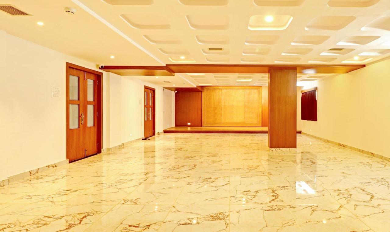 Treebo Celebrity Hotels And Suites Bangalore Exterior photo